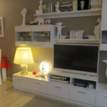 Alexandre One Bedroom